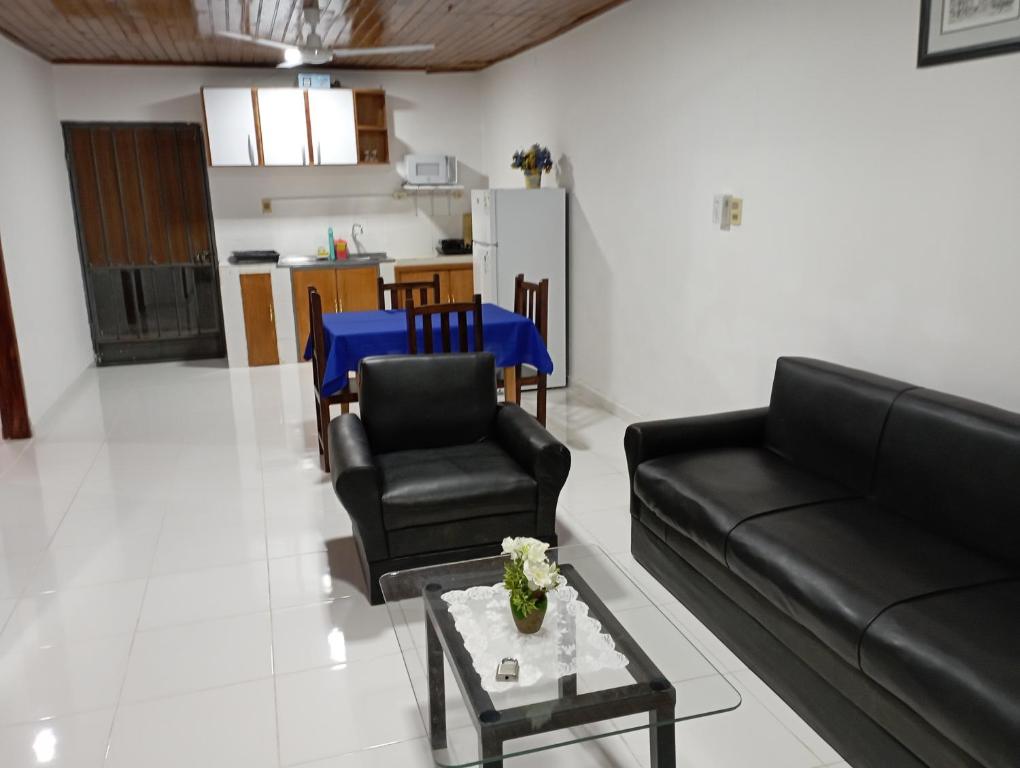 Casa Amoblada en Villarrica - Py - 4
