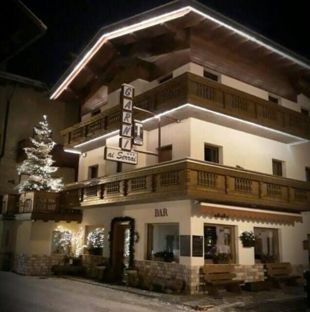 Hotel Garnì Ai Serrai - 2