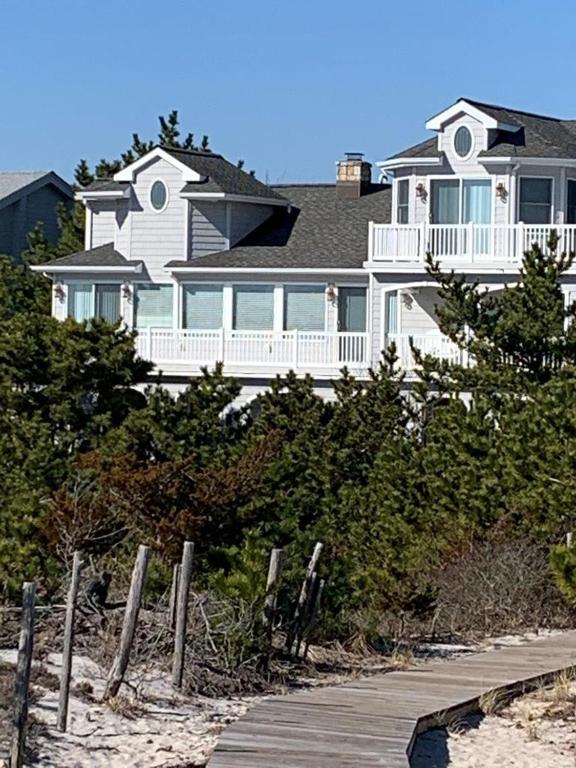 866 Rogers, Waretown