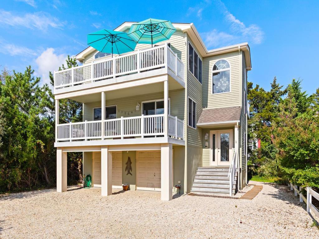 Ocean Block Single Family In Barnegat Light With Views Of Old Barney