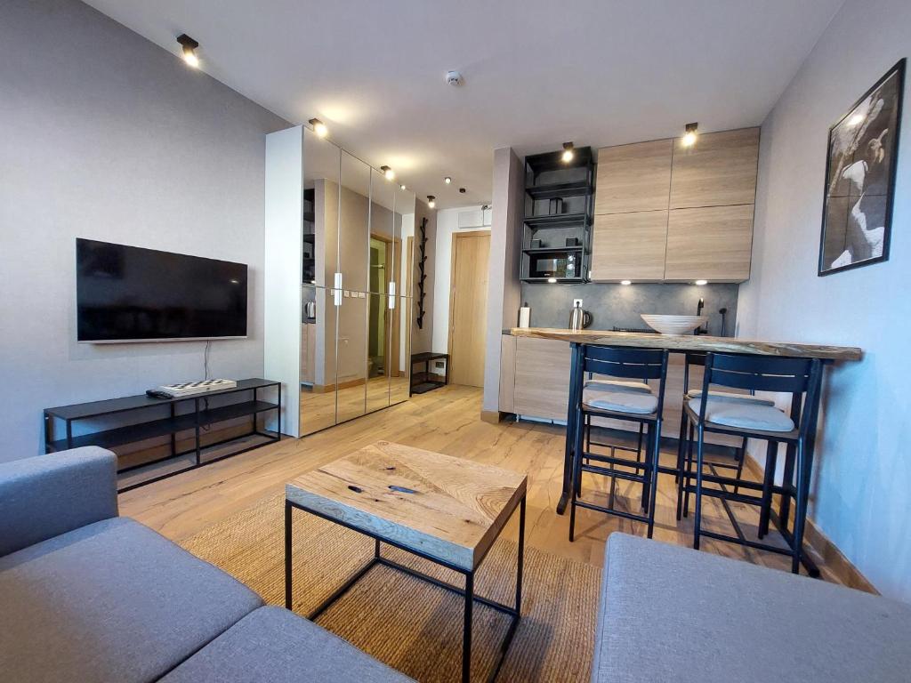 Apartment C519 - Aparthotel Vučko Jahorina - Private Host, Jahorina