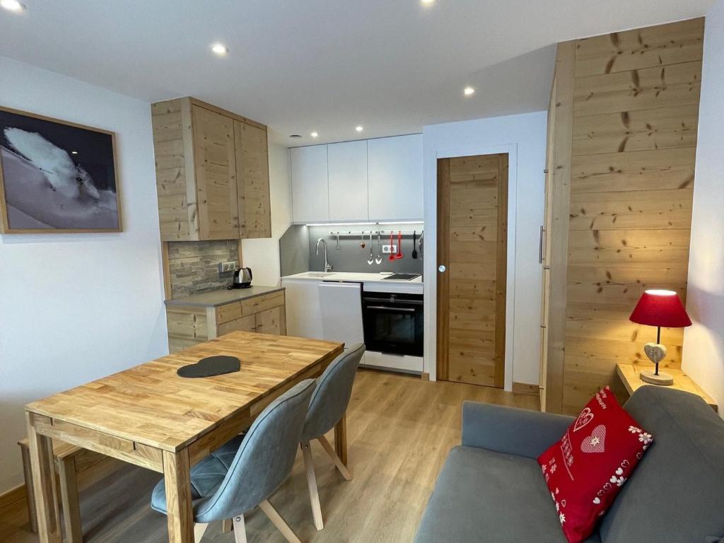 Studio rénové 4 pers. à Mottaret, pied des pistes, commerces à proximité - FR-1-411-382 - 5