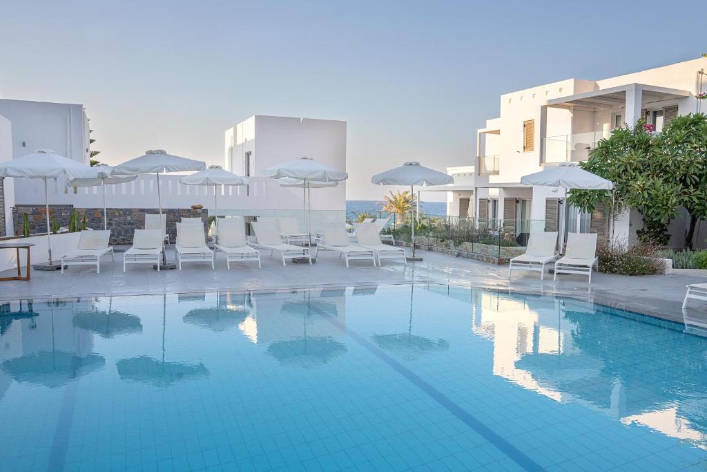 スイミングプール