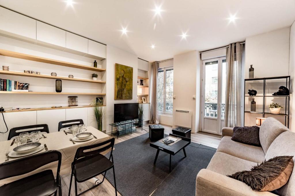 The charming, comfortable Charlemagne AIL, Lyon