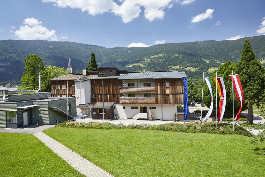 FAST Ossiach, Ossiach