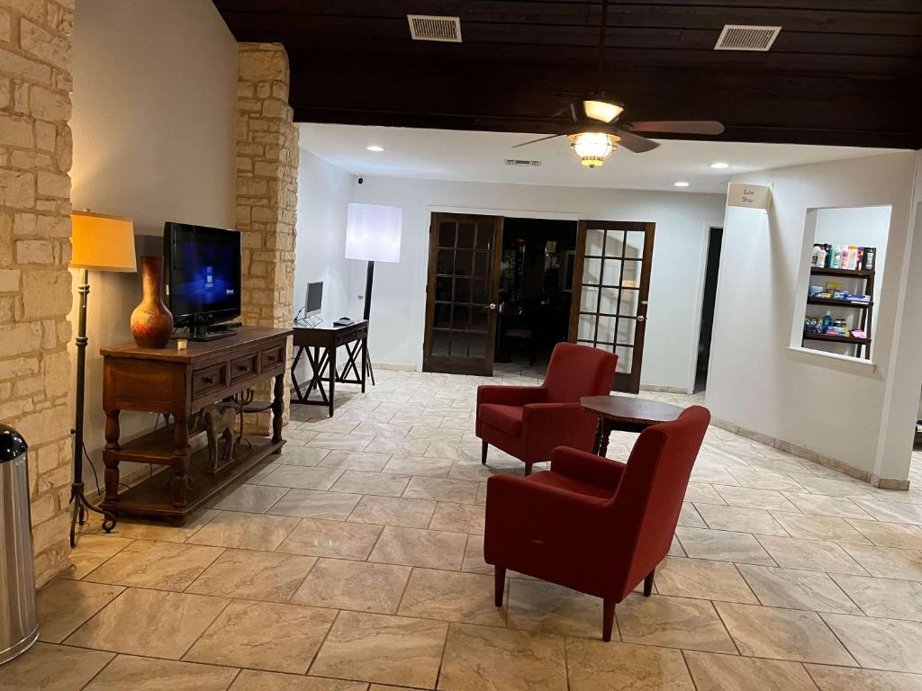 Motel 6 Junction, TX - Llano River フロント・ロビー