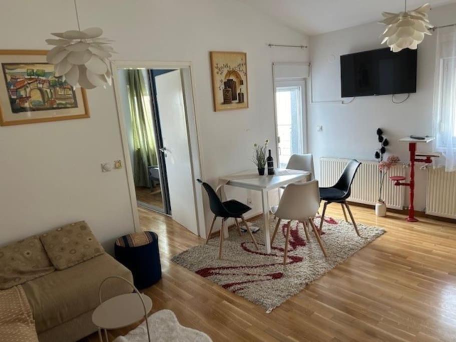 Apartment 4 Neum in Zagreb, Záhřeb