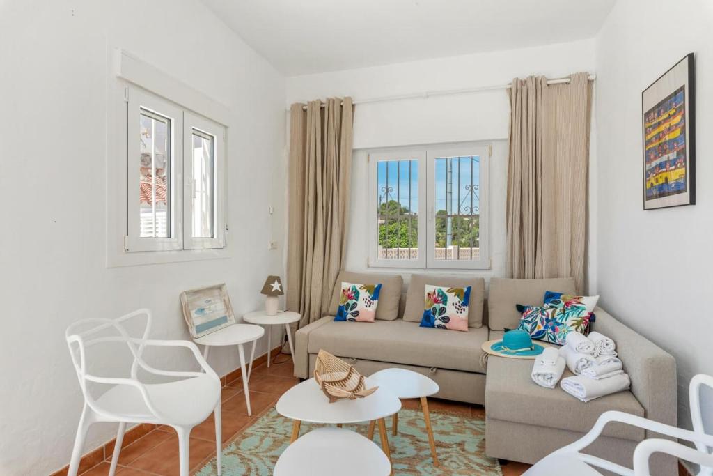 Villa Ametler - PlusHolidays - 2