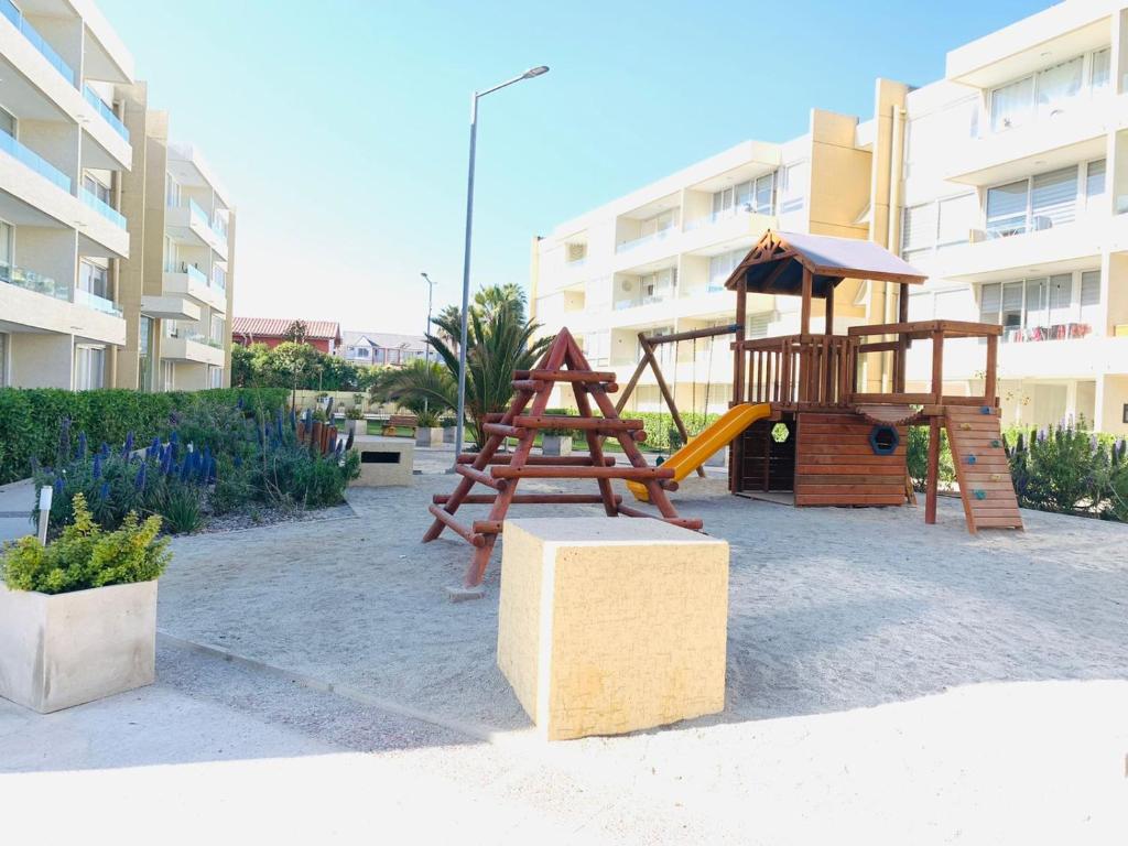 Depto Condominio 4 esquinas, a pasos de la playa - 3
