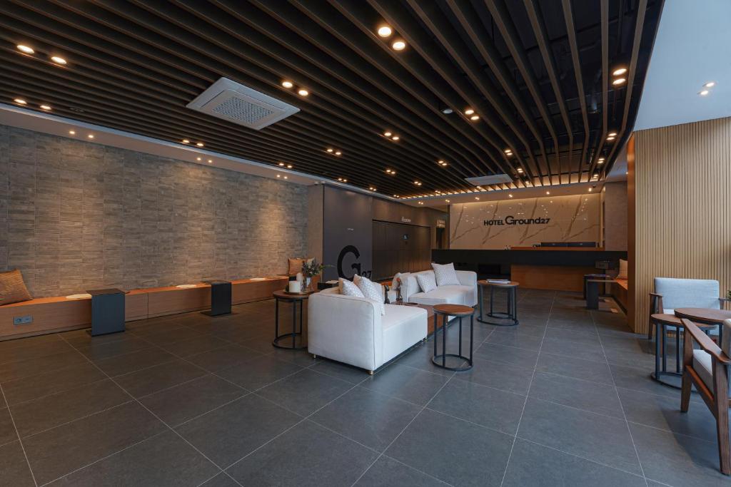 ホテル グラウンド 27 (Hotel Ground 27) フロント・ロビー