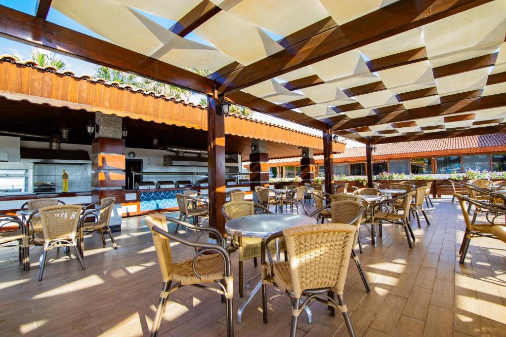 Kustur Club Holiday Village - All Inclusive — Restaurant & bars in Kuşadası, Aydin