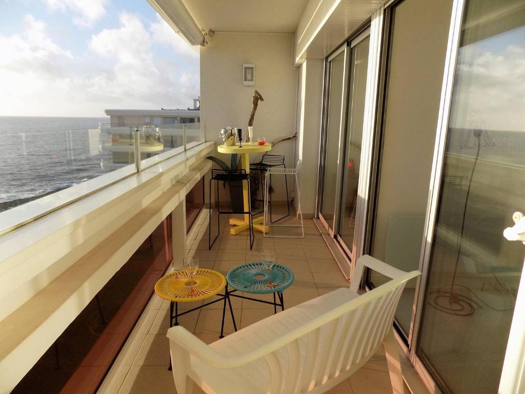 Royan - PLEINE VUE MER pour cet APPARTEMENT classé 2 étoiles - LES TAMARIS - 1