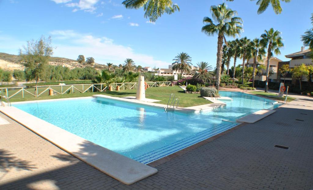 Apartamento con jardín privado y vistas al lago,Valle del Este Golf Agv - 1