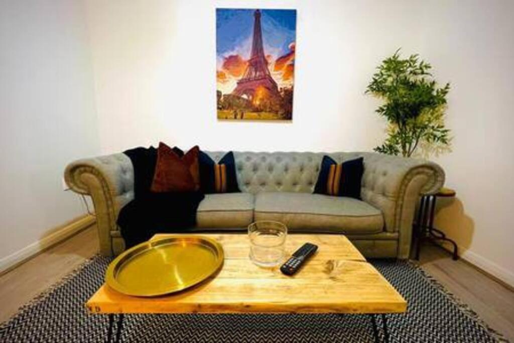 Cosy - Stylish - Close to Centre, Cardiff