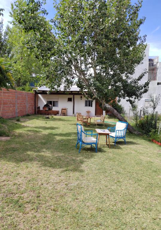 La Casita De Atras - 2
