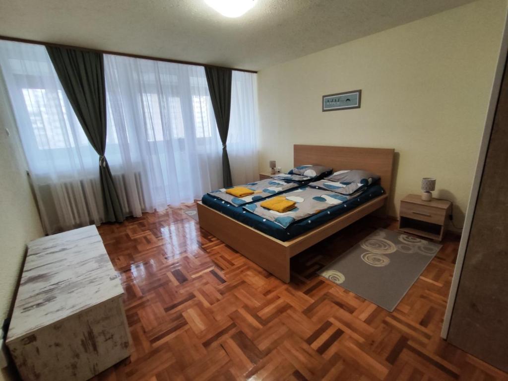 MI Apartment - 2