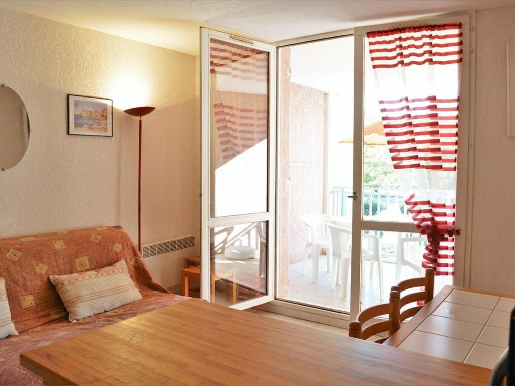 Appartement 2 pièces, terrasse, parking privé, proche plage, 6 couchages - Le Lavandou - FR-1-251-547 - 5
