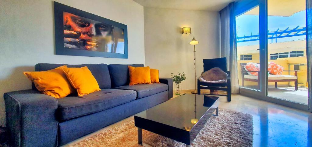Marbella 2000. Spacious Apartment on the Promenade. - 5