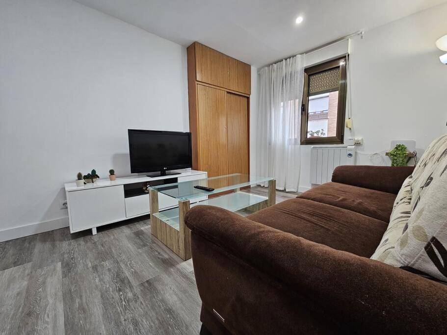 1A113 Moderno 3 dormitorios by R2R Consulting - 1