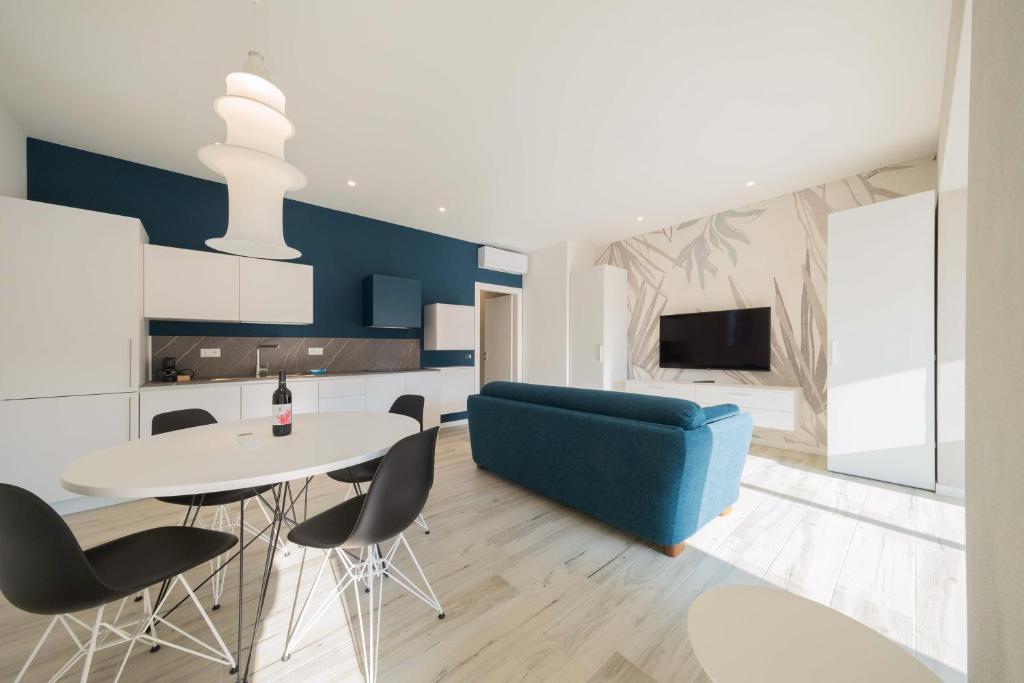 ApartmentsGarda - L'Isola Blu - 5