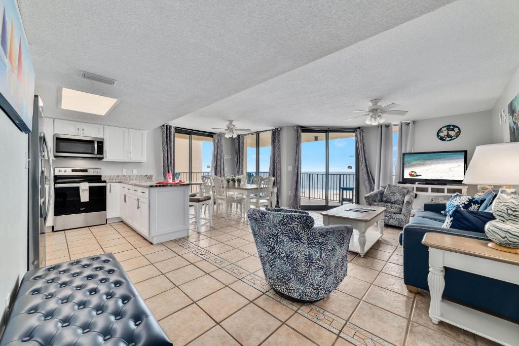 Phoenix 4035, Orange Beach