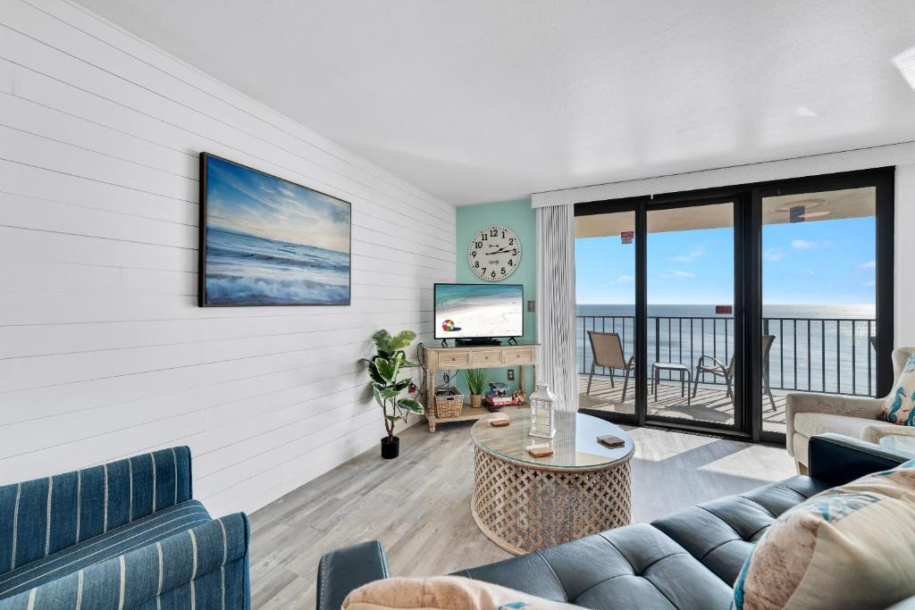 Phoenix 1091, Orange Beach