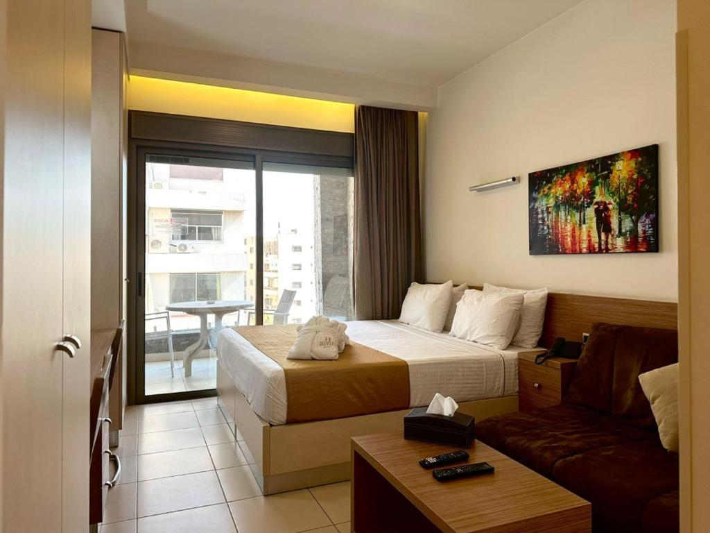 Mario Inviting Suite with Private Gym nd Bar, Džunija