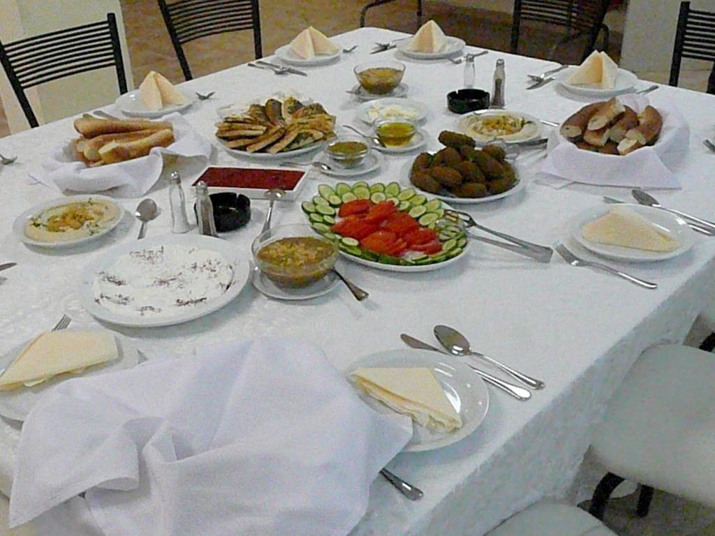 Food and beverages, St Andrew's Guesthouse - Ramallah in Ramallah