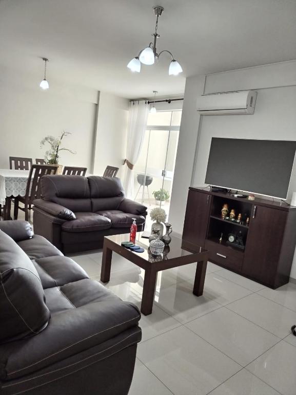 Departamento en Equipetrol muy espacioso - 4