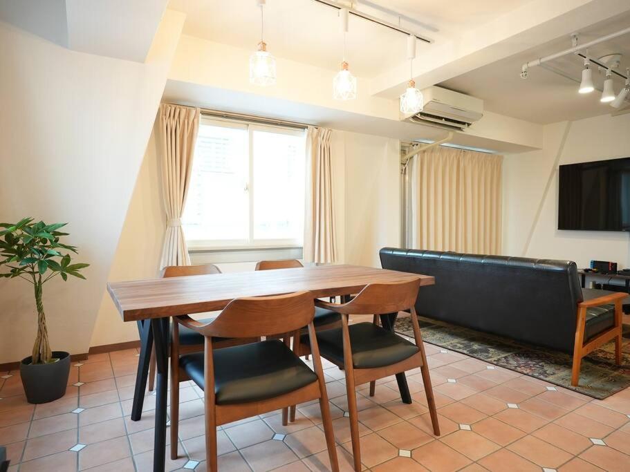 Tasone Stay OSAKA IMP1315