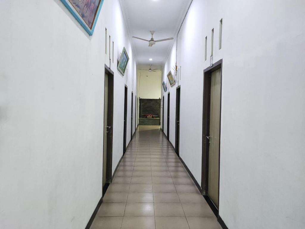 RedDoorz Syariah near Universitas Batanghari Jambi 館内設備