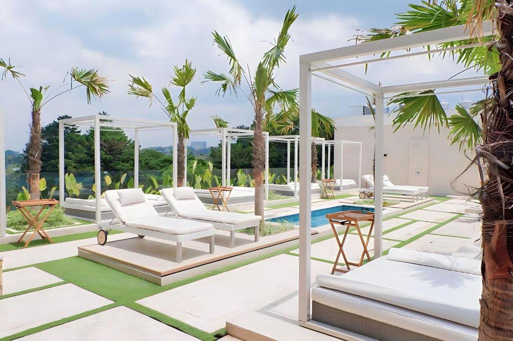 Art Deco Luxury Hotel &#038; Residence