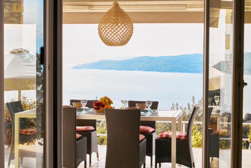 Luxury villa in Kechria 전경