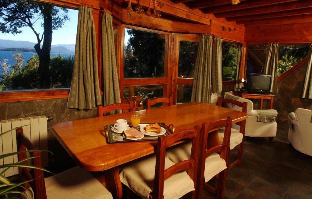 Food and beverages, Cabanas Las Marias Del Nahuel in San Carlos de Bariloche