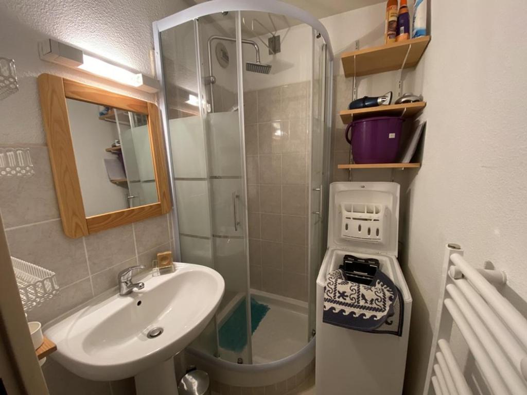 Studio cosy pour 4 pers., expo Sud, près des pistes et commerces, avec balcon et équipements complets - FR-1-733-151 - 5