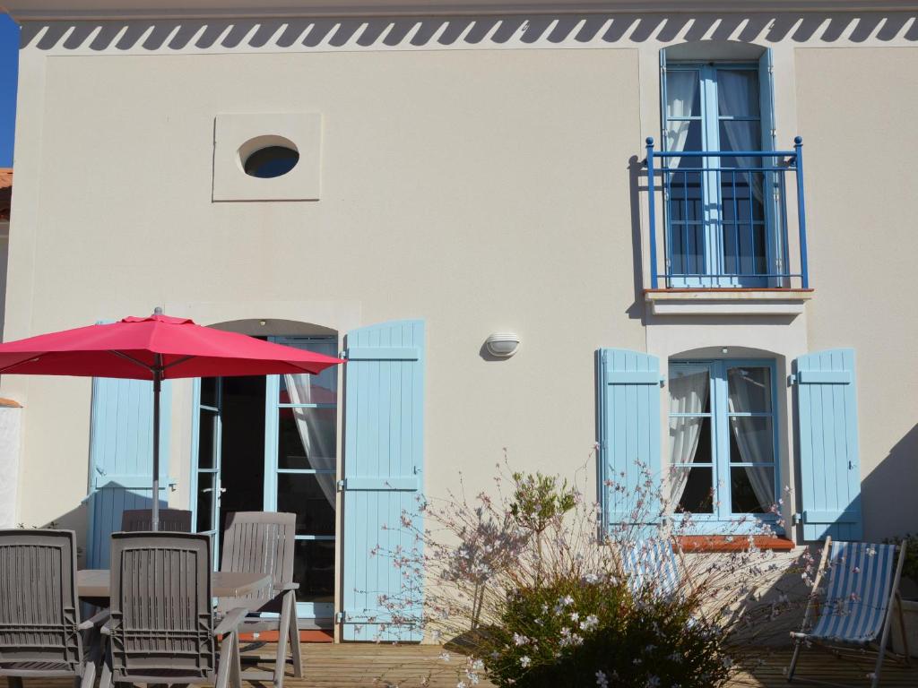 Charmante maison avec terrasse à Saint-Jean-de-Monts, proche plage et golf - FR-1-323-474 - 2