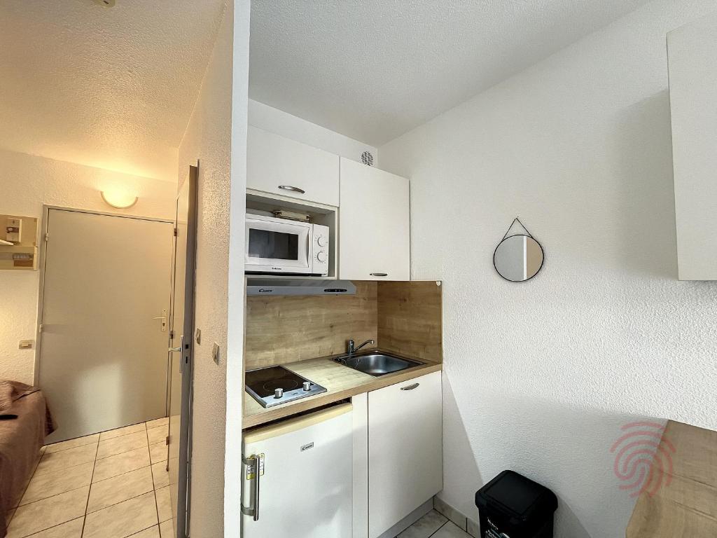 Charmant Studio avec Balcon - Proche Thermes, Centre-ville et Golf - Animaux Acceptés - FR-1-451-203 - 4