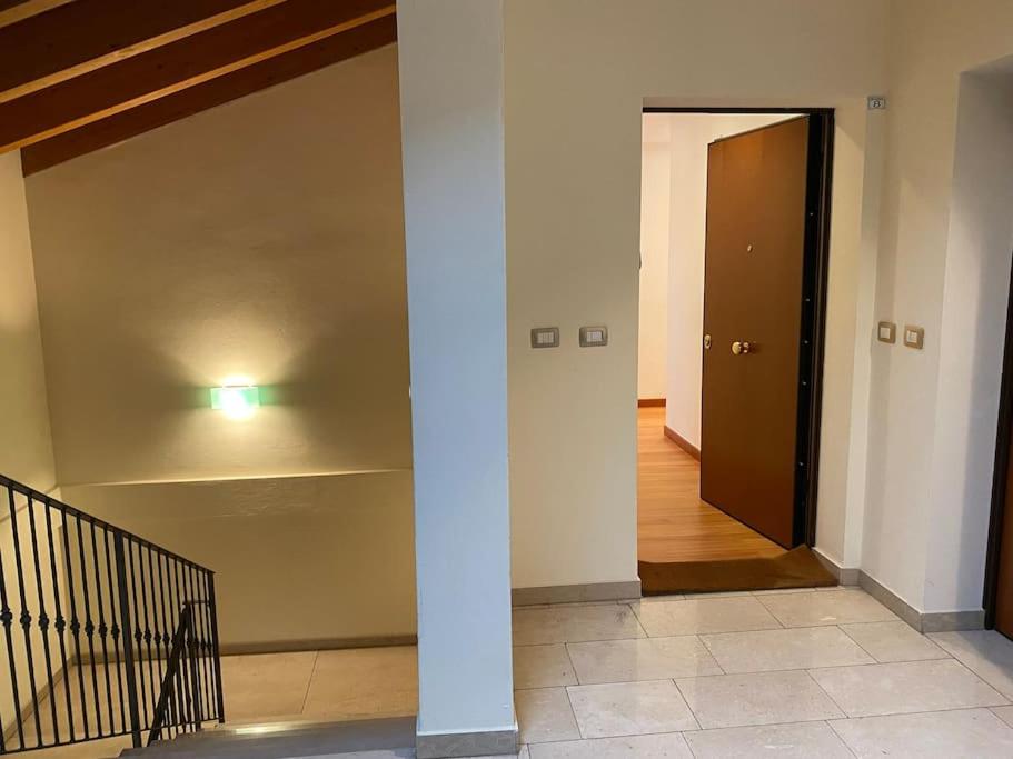 Interno 8 appartamento con box auto privato gratuito - 3