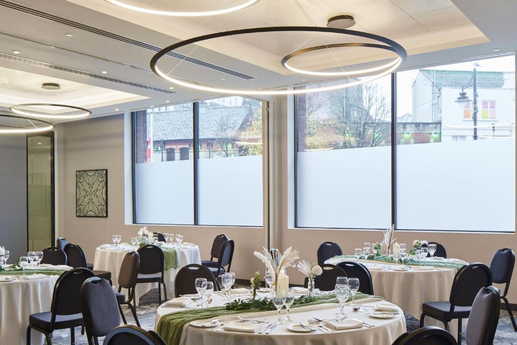 غرفة الاجتماعات/الاحتفالات