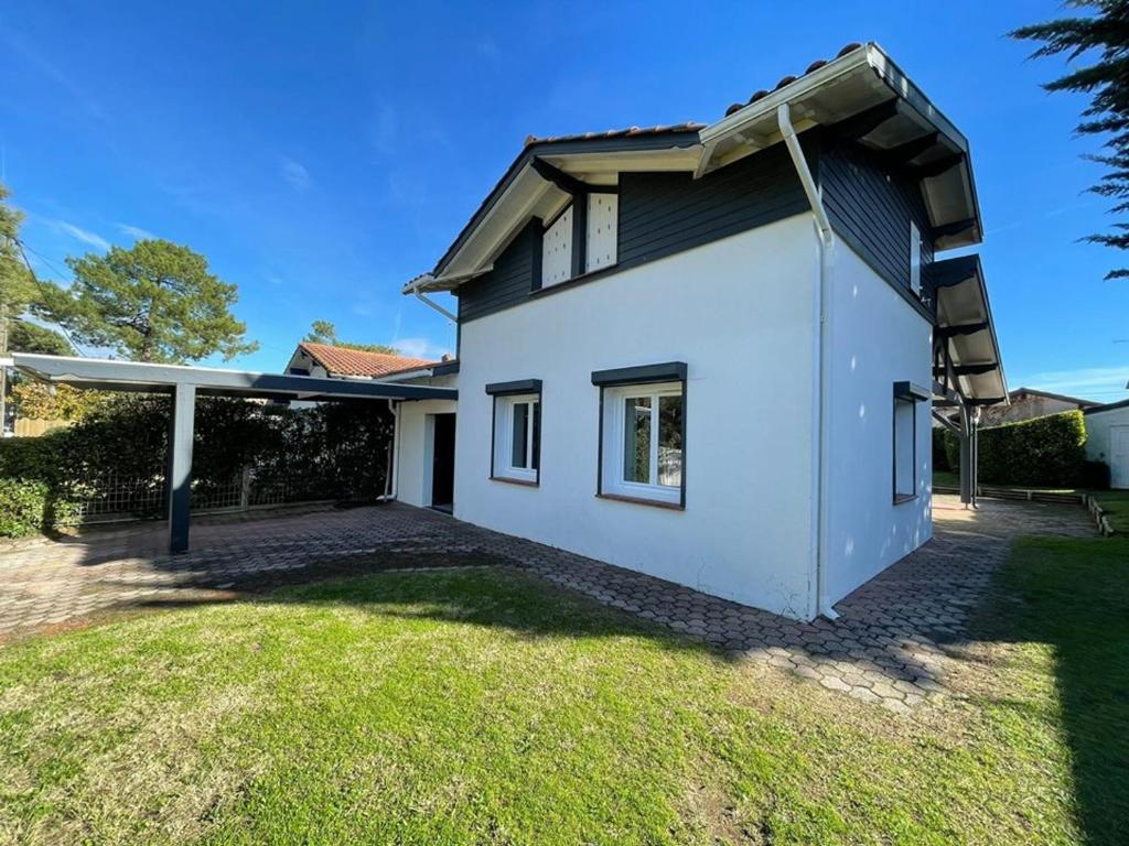 Maison Familiale Près de la Plage avec Grand Jardin et Parking Privé - FR-1-413-108 - 5
