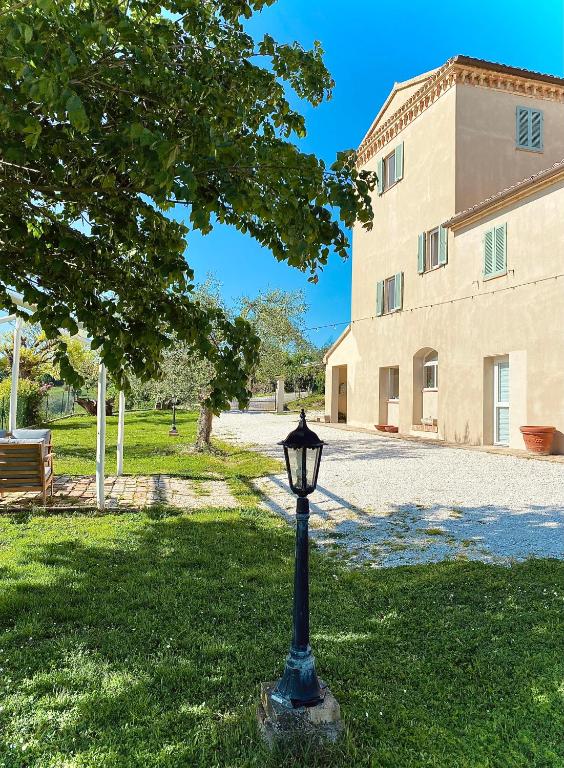 L'Antica Colombaia; B&B room with private terrace
