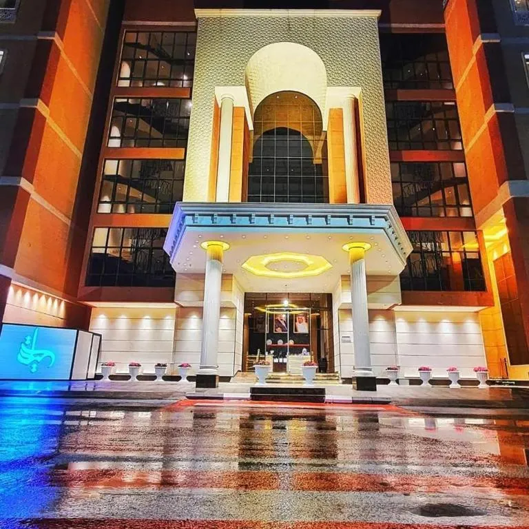 شقق حيات الفرسان للشقق الفندقية, hotel in Al Qurayyat