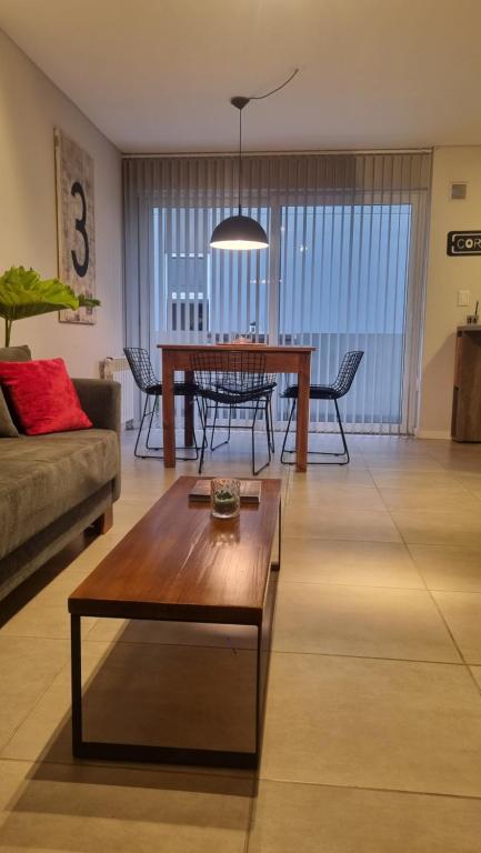 PISO TRES. Depto de categoría en cofico. C/Cochera - 5