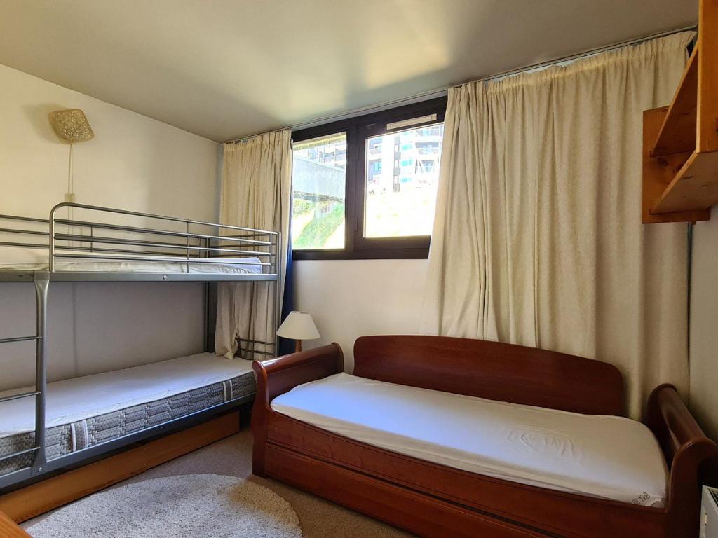 Appartement spacieux au pied des pistes avec balcon et WIFI - FR-1-425-212 - 5