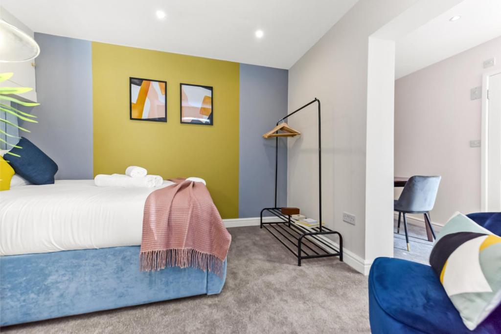 Stylish and Snug Studio, Enfield