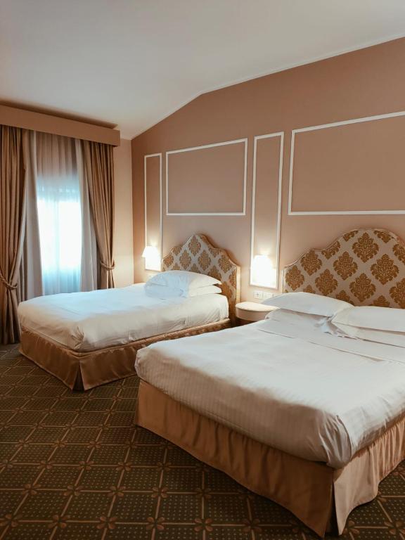 Hotel Villa San Lucchese - 4