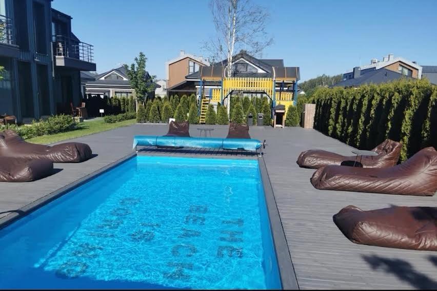 PRIE JŪROS, Palanga