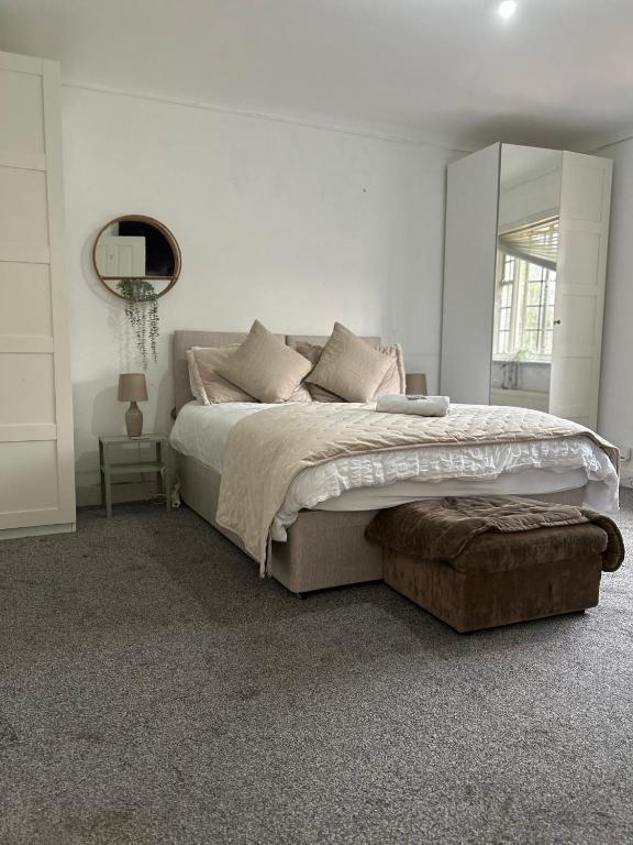 South London Large Double bedroom WiFi