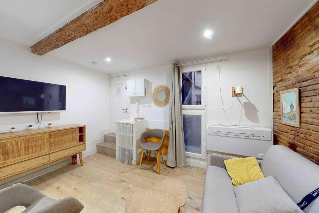 Studio classé au cœur des Carmes - 3