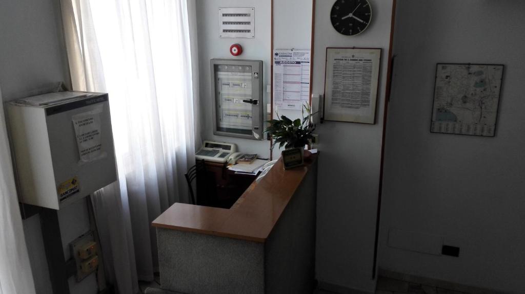 Hotel Mira photo